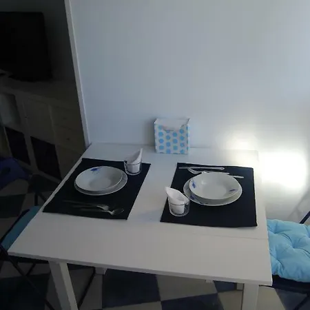 M3 904 Azul Mediterraneo Bonito Y Confortable Estudio *