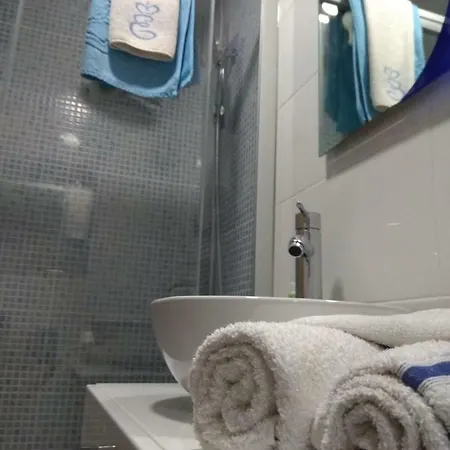 M3 904 Azul Mediterraneo Bonito Y Confortable Estudio